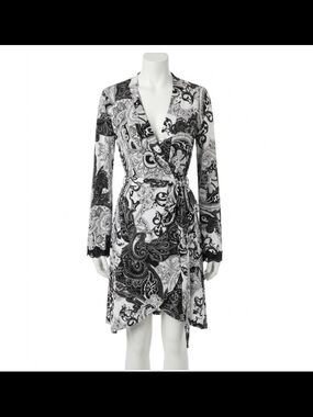 Studio Donatello Black White Paisley Wrap Dress Lace Trim Long Sleeve Size SM